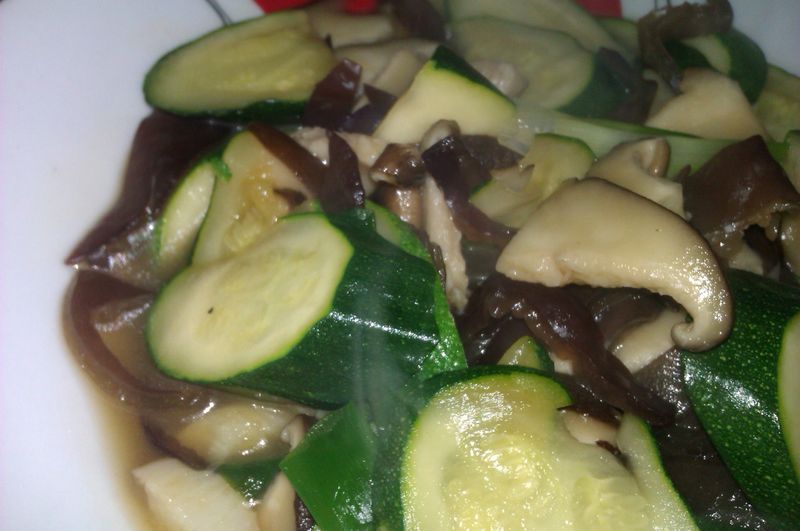 黑耳香菇鮮炒櫛瓜