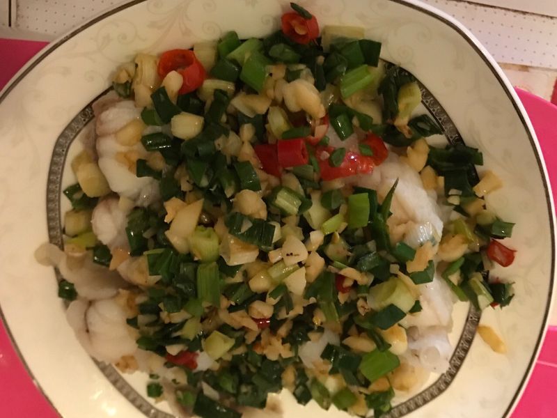 健身料理—鮟鱇魚佐蔥蒜(黃俊推薦)