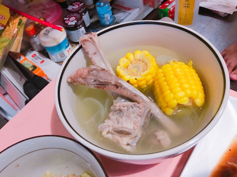 玉米排骨湯