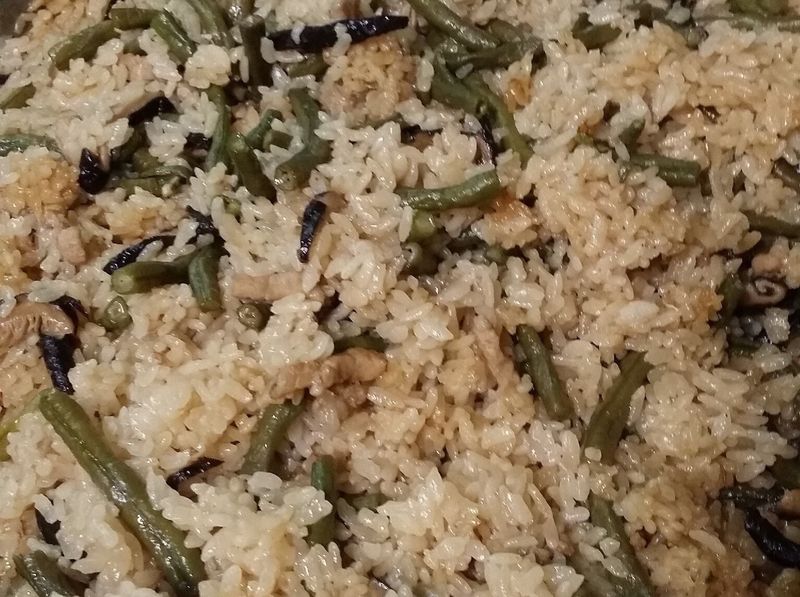 悶豆飯