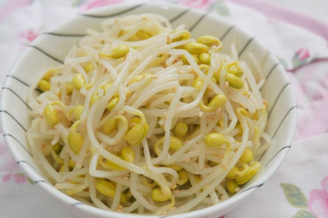 涼拌黃豆芽