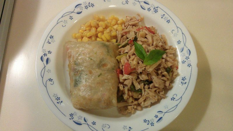 隔夜料理大變身之青椒雞絲捲