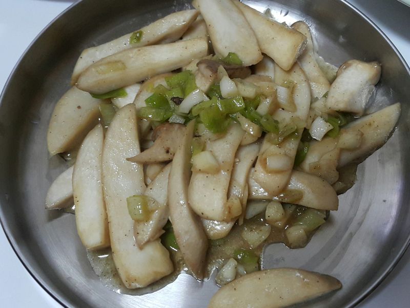 蒜炒杏鮑菇