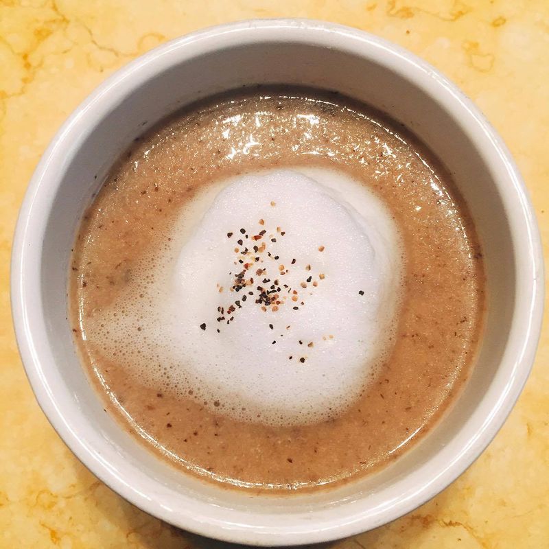 蘑菇cappuccino湯