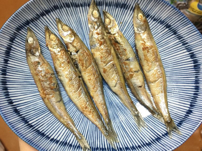 香煎柳葉魚