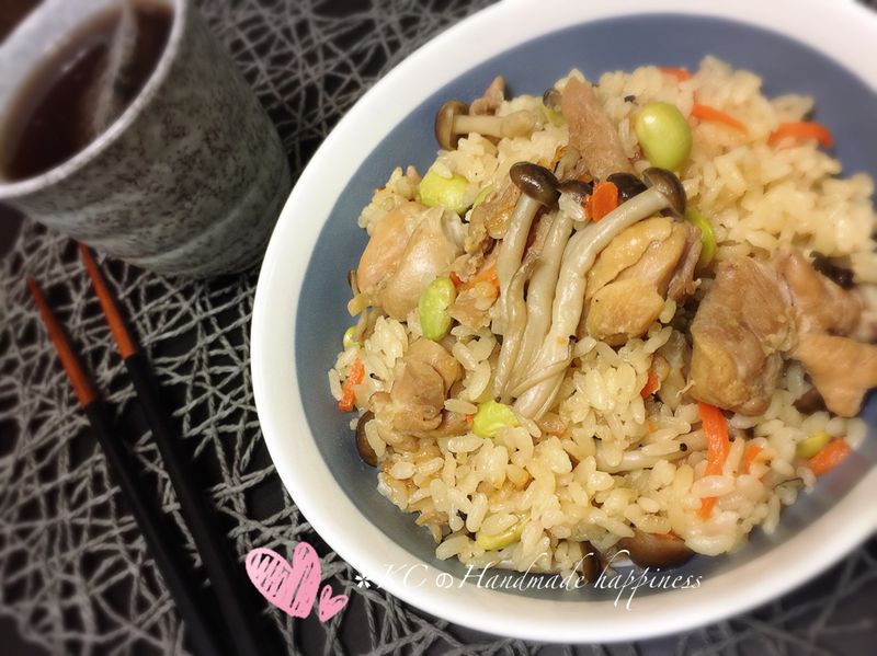 雞肉菇菇炊飯🍚