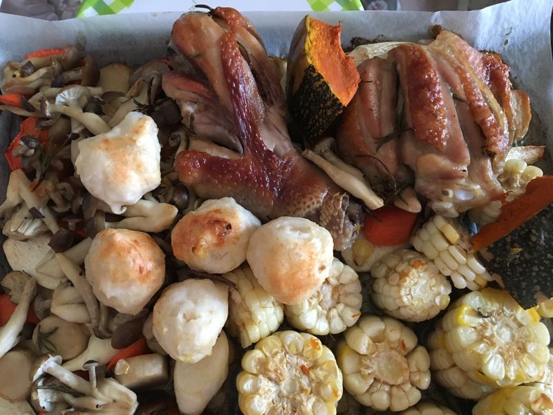 迷迭香雞腿佐時蔬