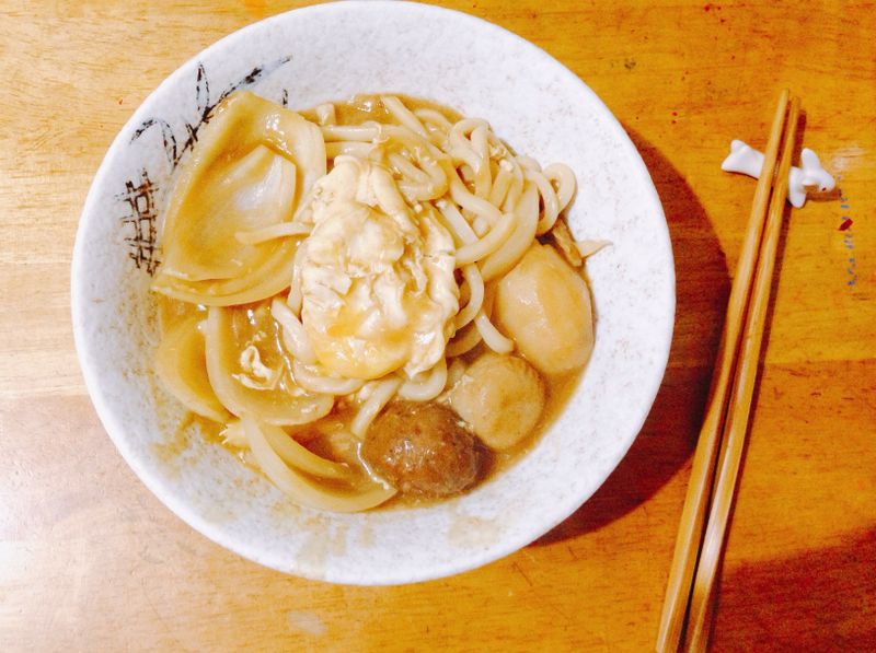 咖哩烏龍拌麵