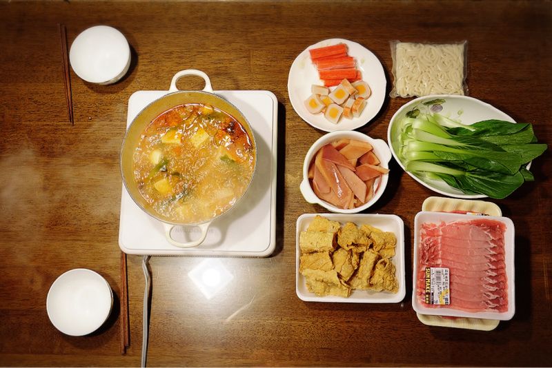 【菜鳥人妻學做菜】麻辣鍋 (健康無負擔)