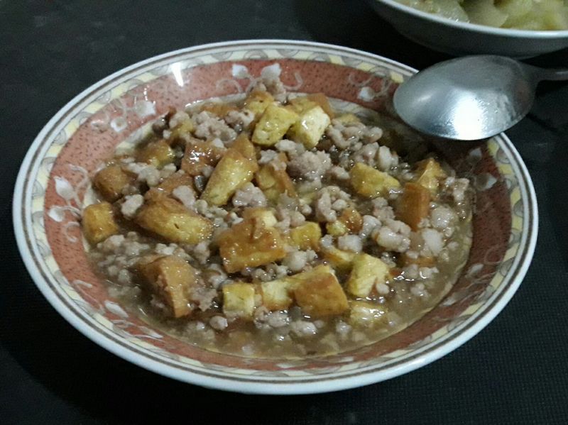 豆腐燴肉末