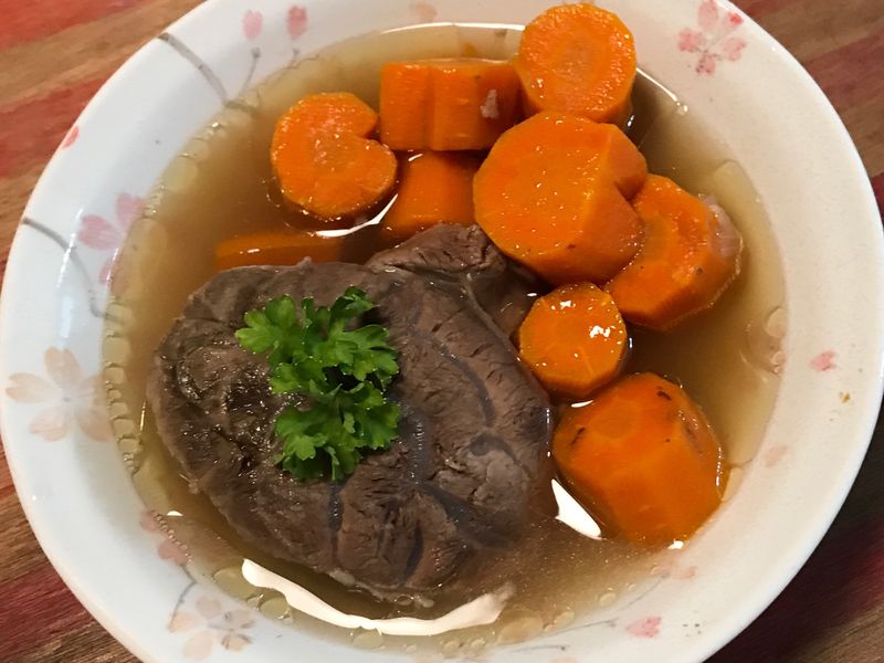 水煮牛腱雜燴