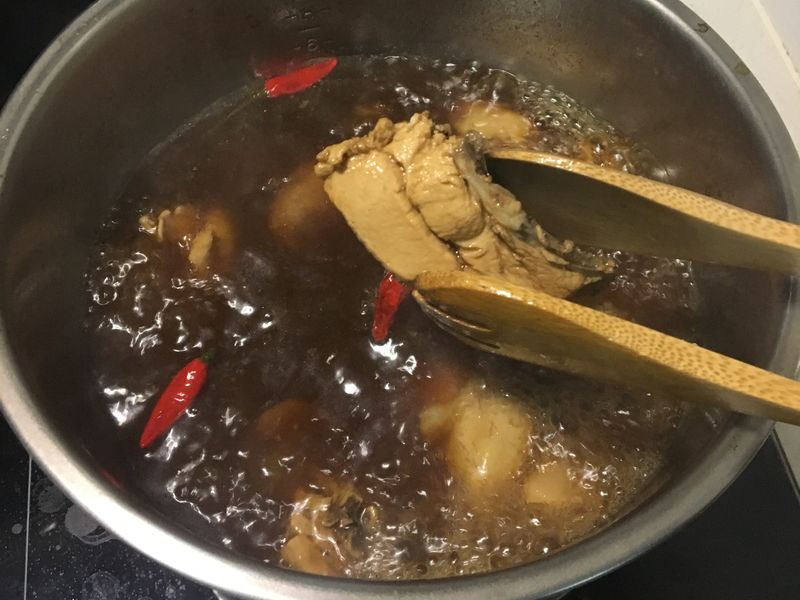 滷雞肉