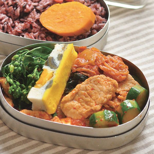 泡菜肉片便當