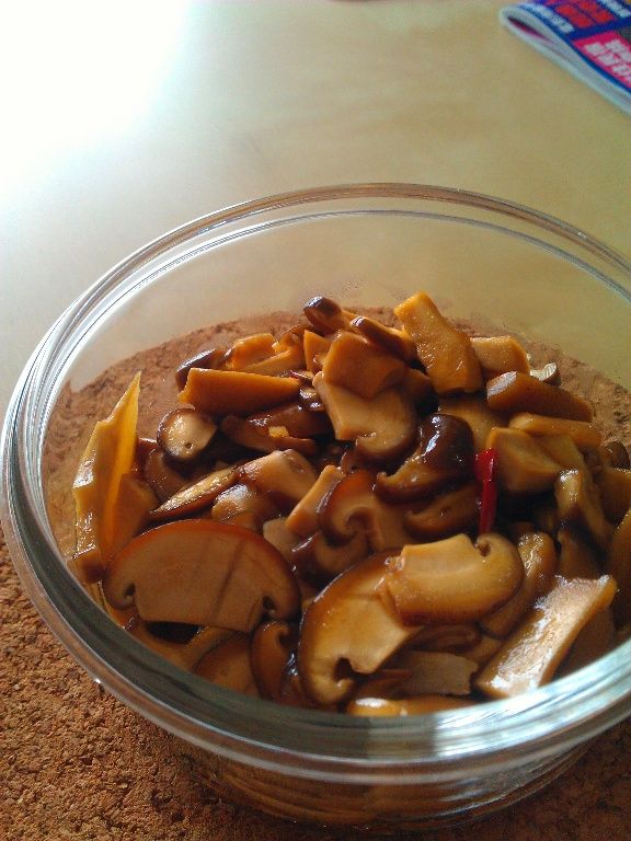 涼拌香菇
