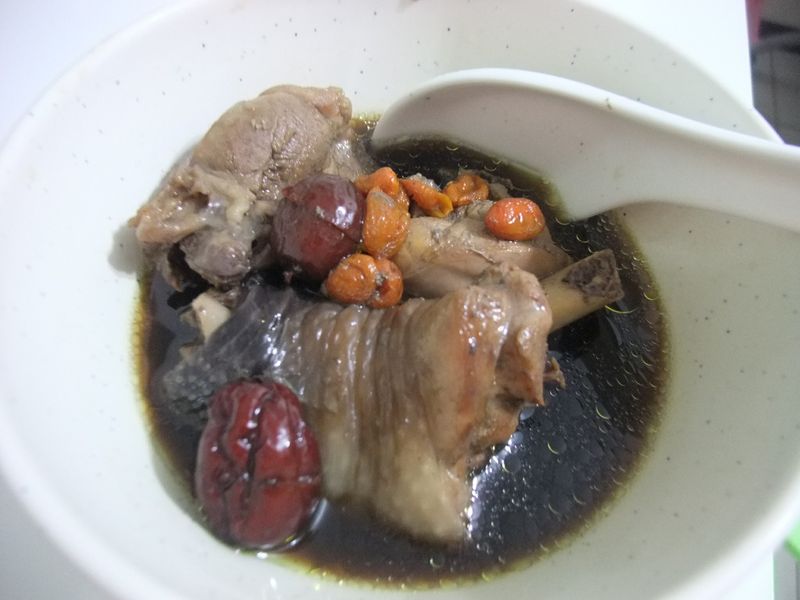 【小雨食堂】四物雞湯