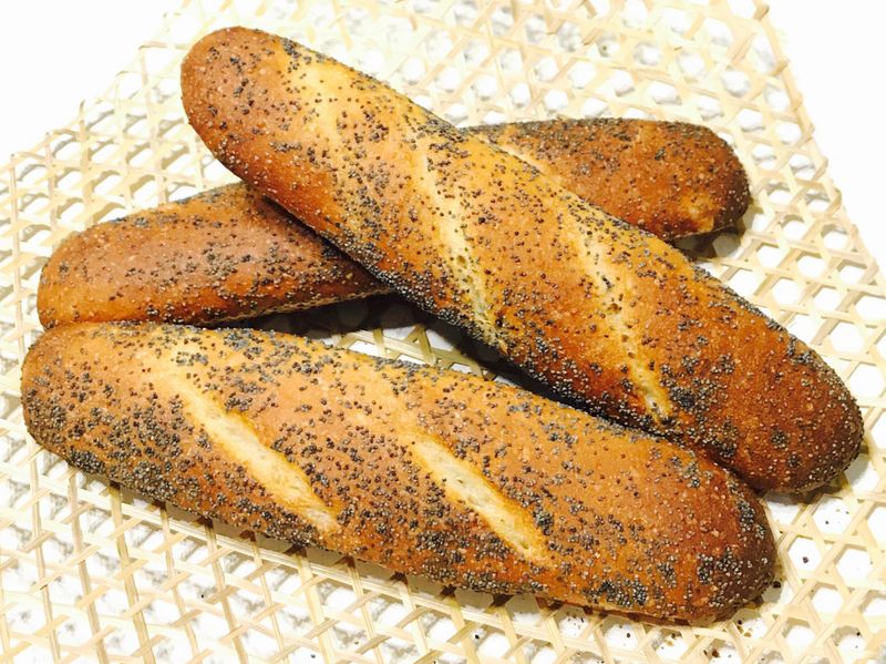 罌粟籽法包Poppy baguette