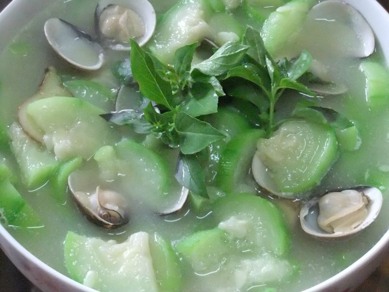 ღ小吟愛做菜ღ 蛤犡絲瓜菜湯