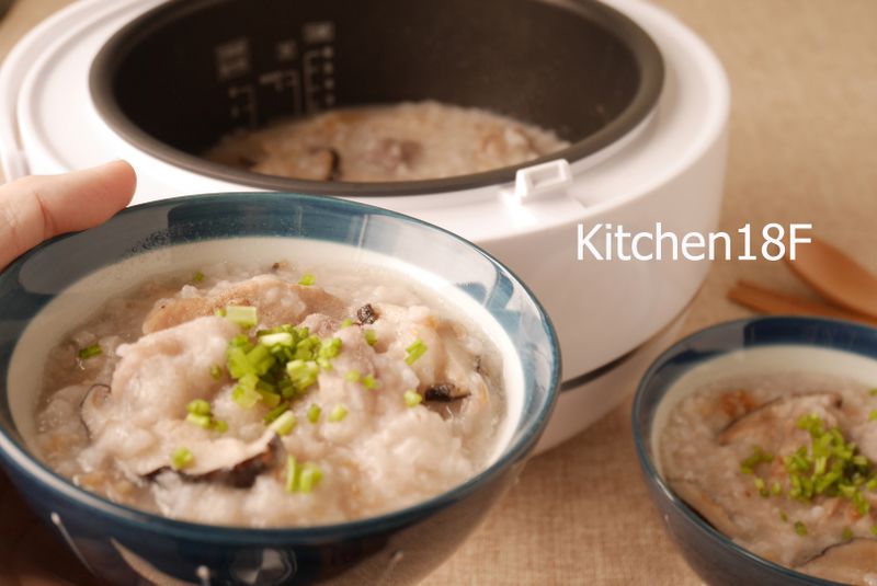 芋頭排骨鹹粥_電子鍋料理