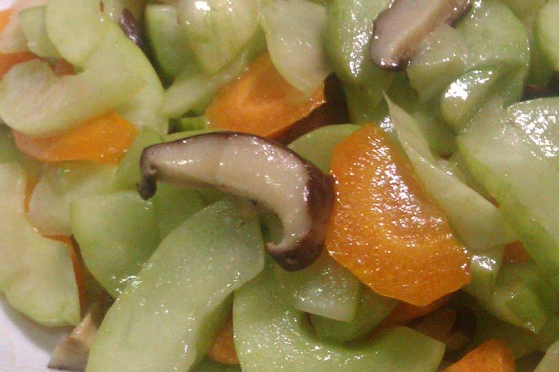 醃大黃瓜清炒香菇(素)