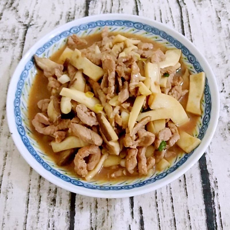 杏鮑菇炒肉絲