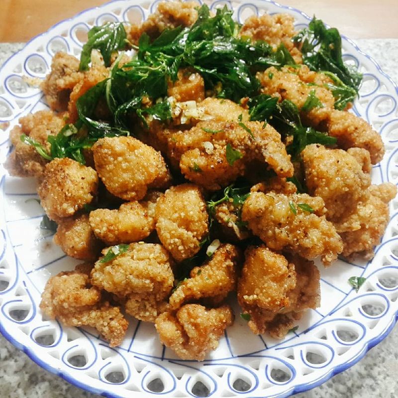 蒜味鹹酥雞