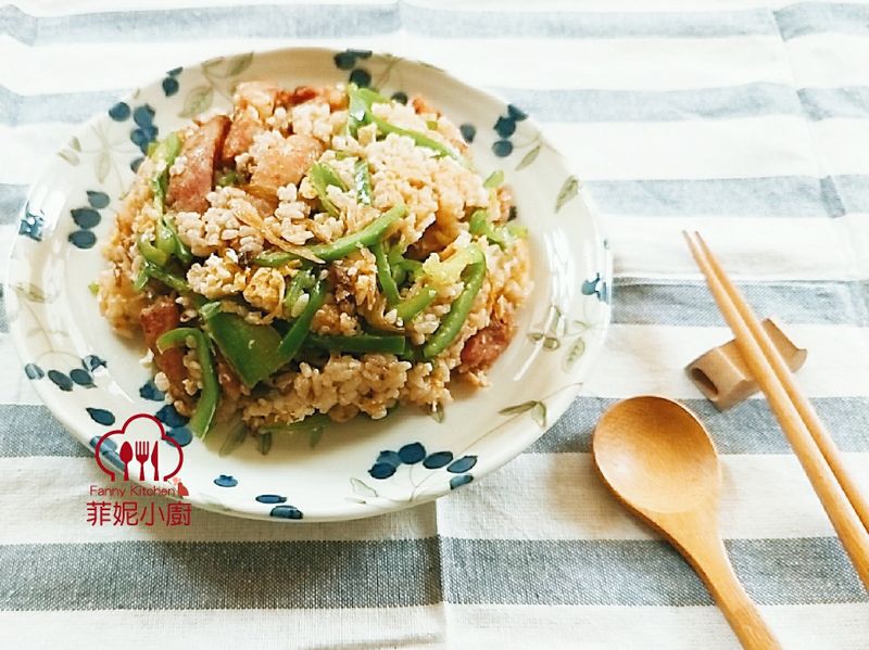 豆瓣香腸炒飯