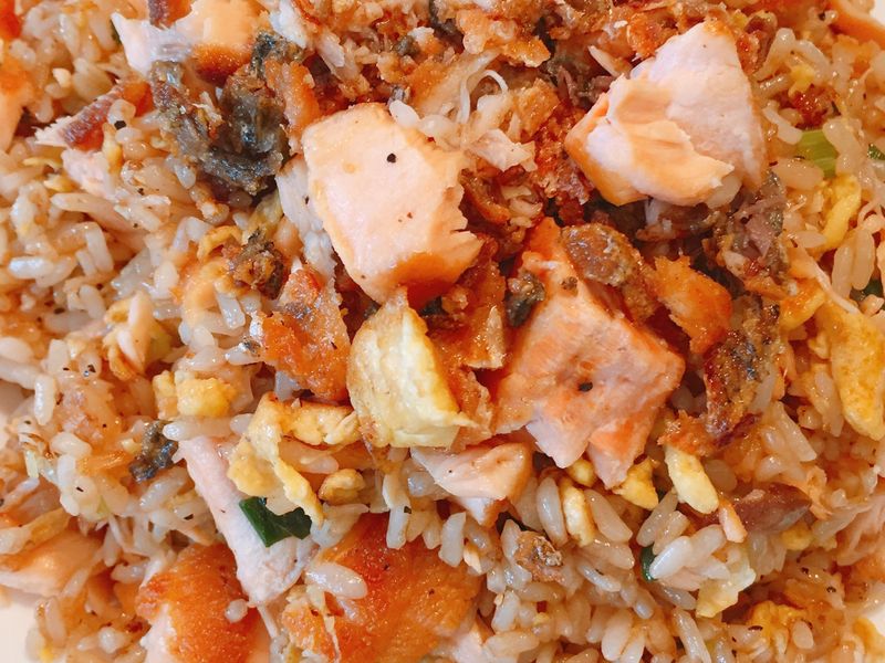 酥脆➡️《鮭魚蛋炒飯》