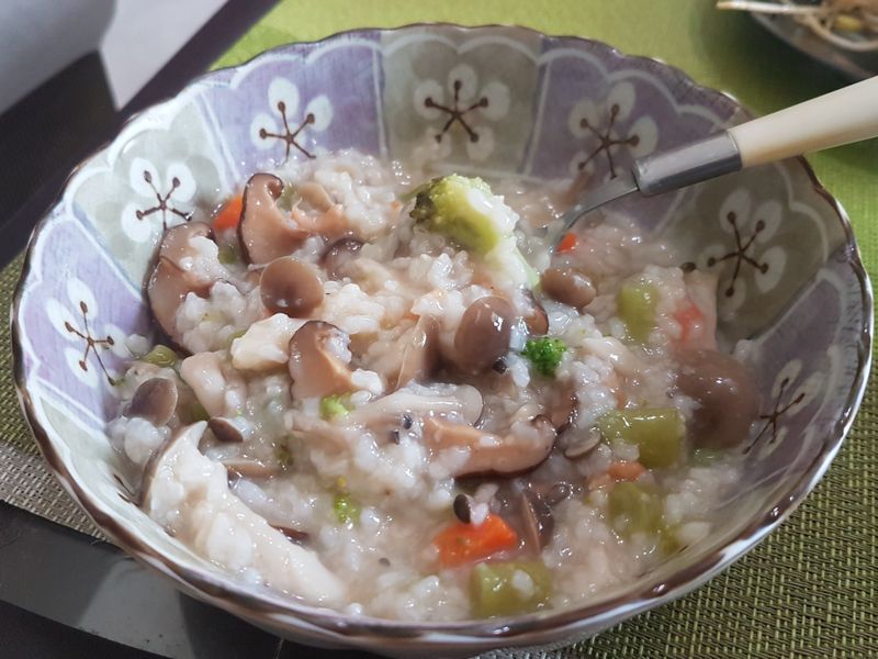 香菇蔬菜鹹粥