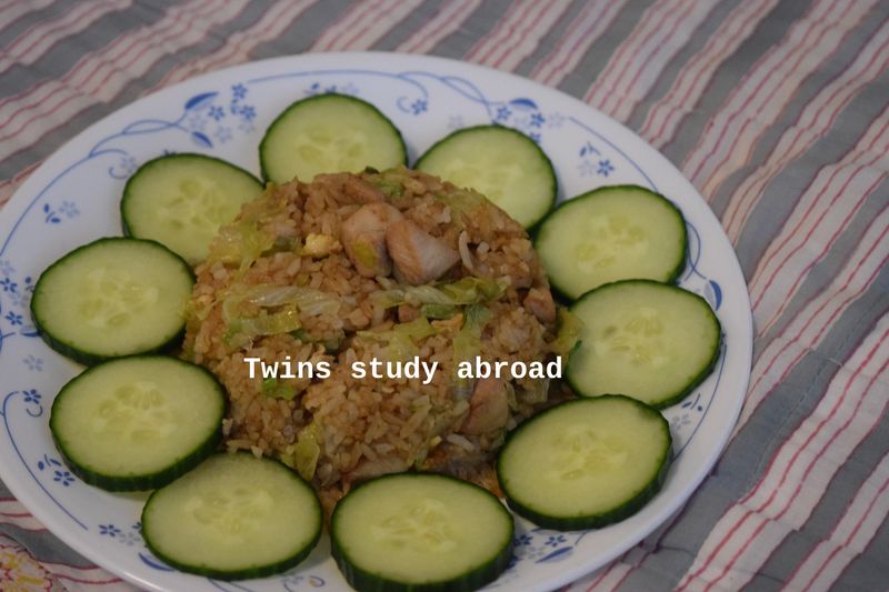 雞粒炒飯