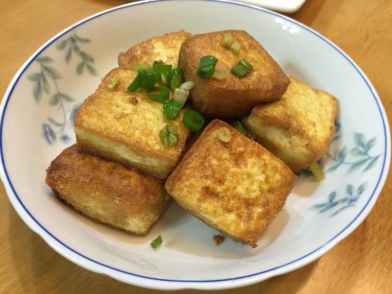 蒜味椒鹽酥香豆腐