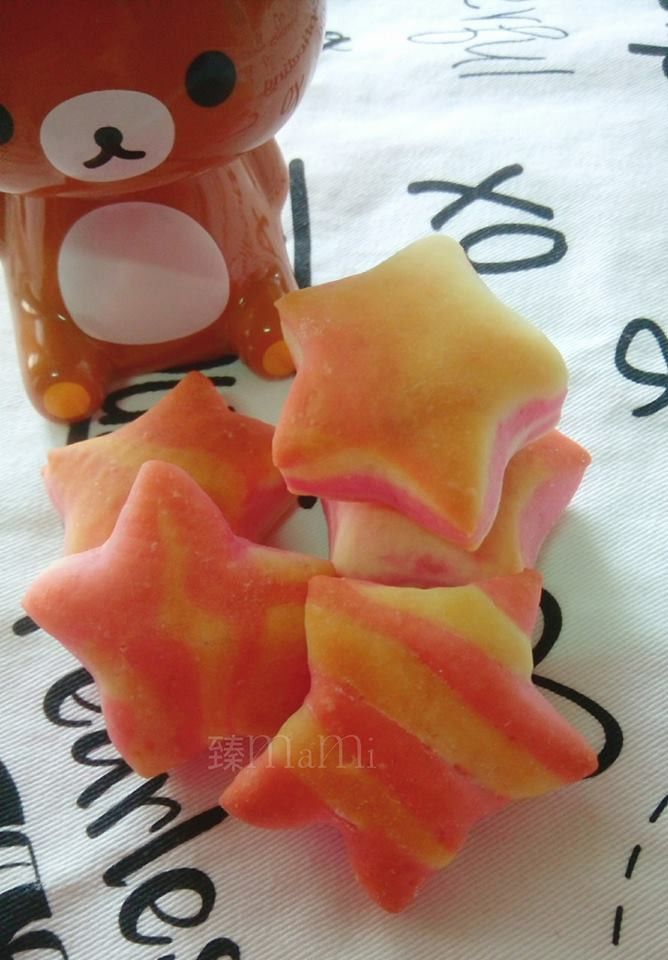 火龍果小麵包