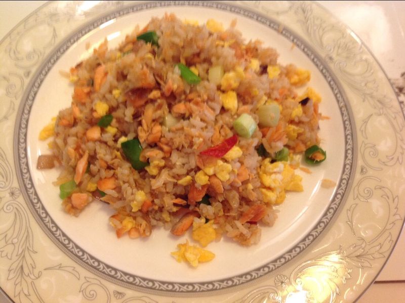 鮭魚蛋炒飯