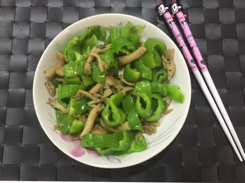 黑胡椒青椒秀珍菇 減肥瘦身 快速簡單