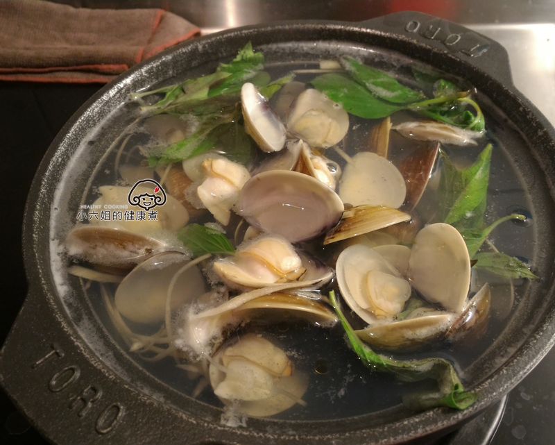 塔香蒜味蛤蜊湯