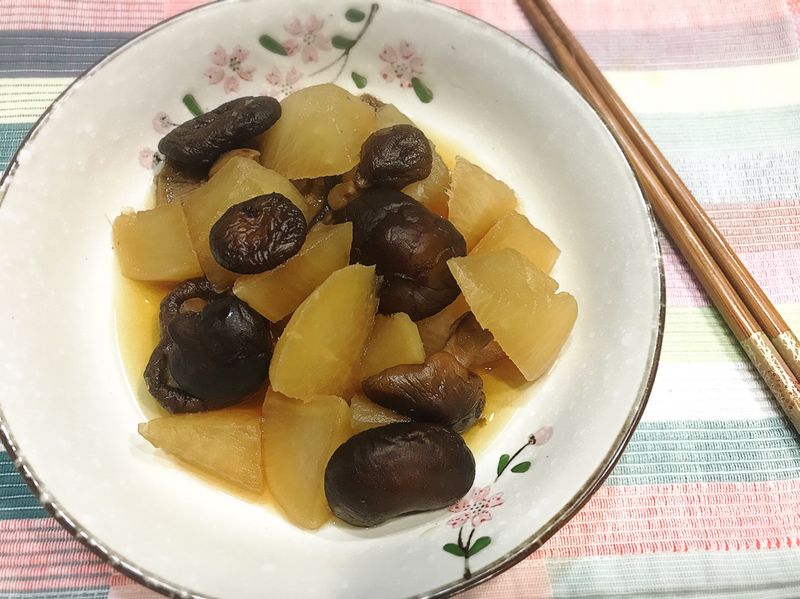 紅燒香菇白蘿蔔