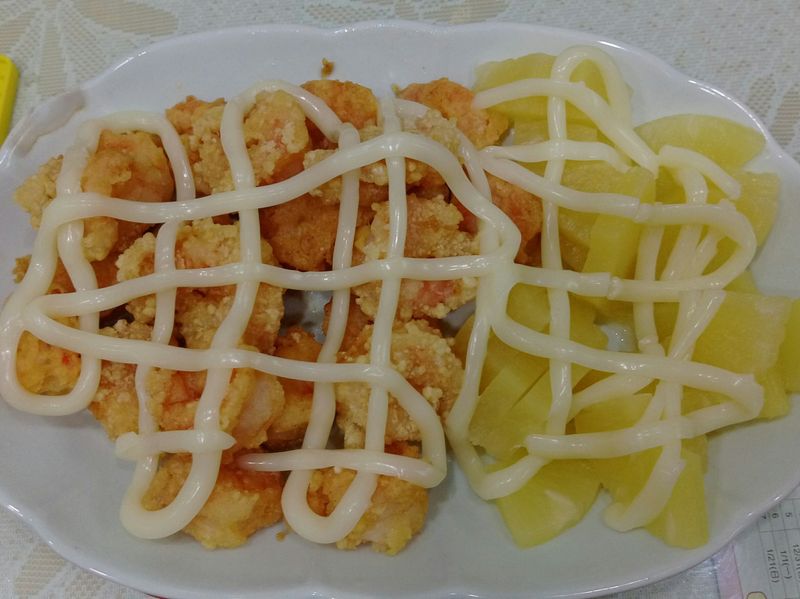鳳梨蝦球