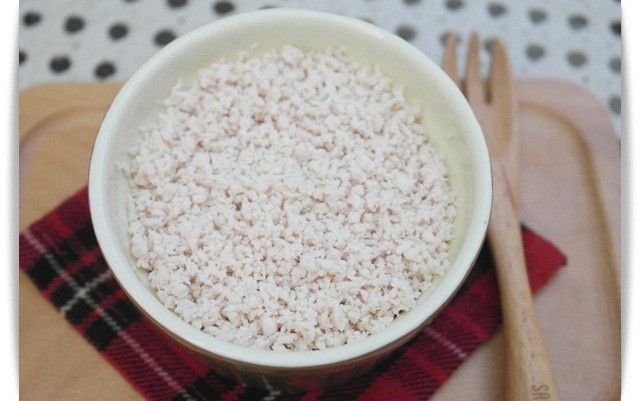 寶寶副食品「雞肉泥」增強體力 ♪