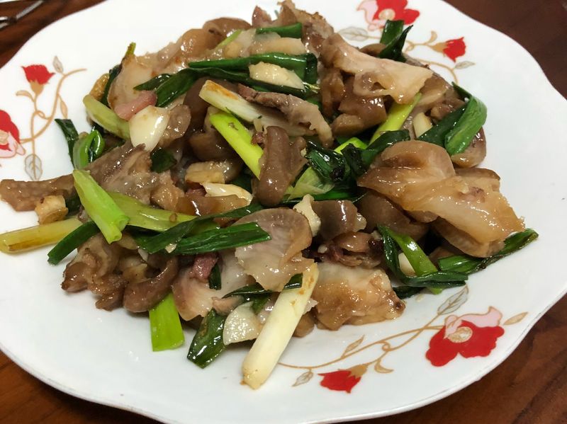 炒豬腳