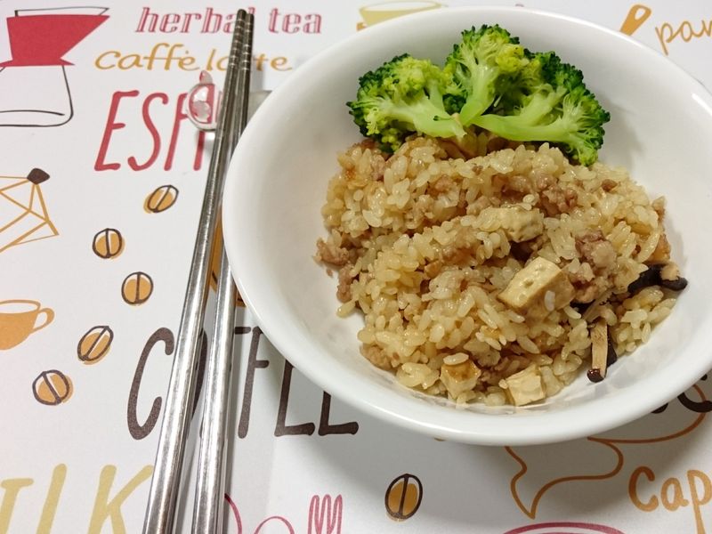 電子鍋肉燥飯