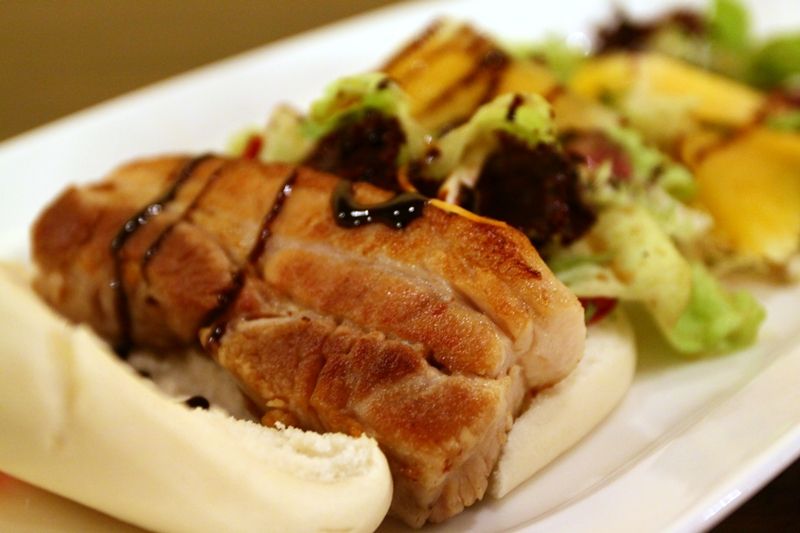 【潮爆大肚皮料理教室】義式香煎刈包豬排佐西瓜生菜沙拉