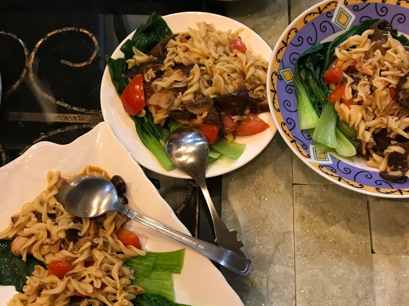 鯖魚螺絲麵