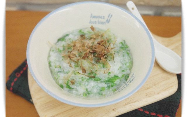 寶寶副食品「小白菜柴魚粥」天然鮮味 ♪