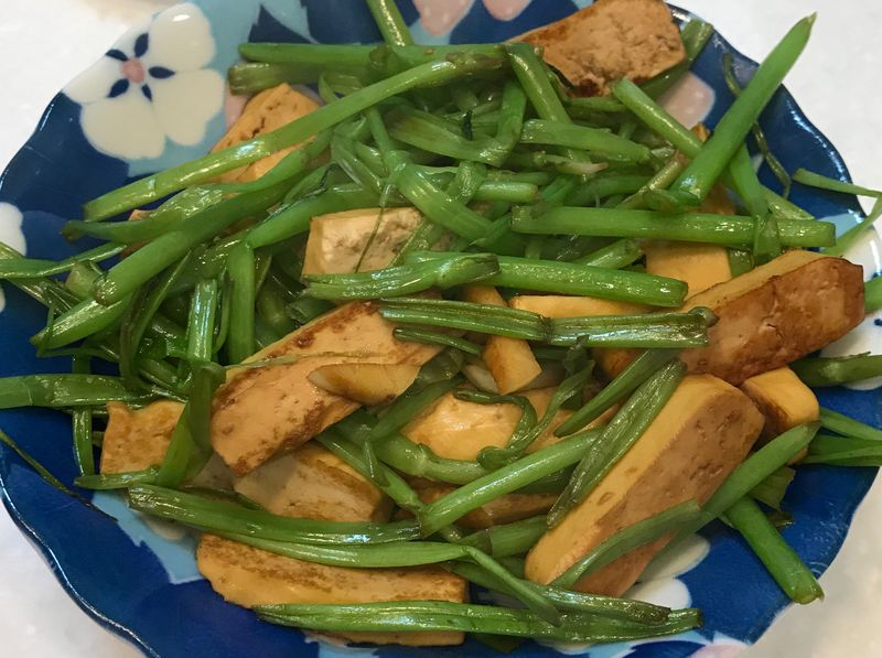 空心菜炒豆乾
