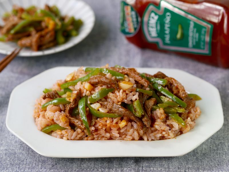 青椒肉絲炒飯