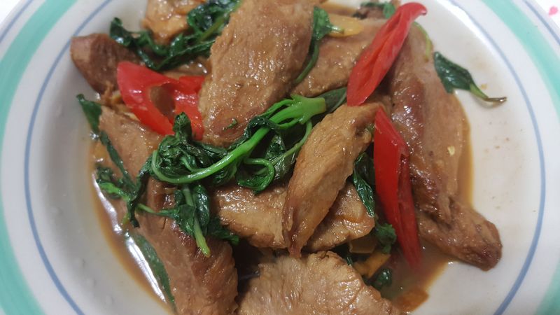 塔香豬肉片