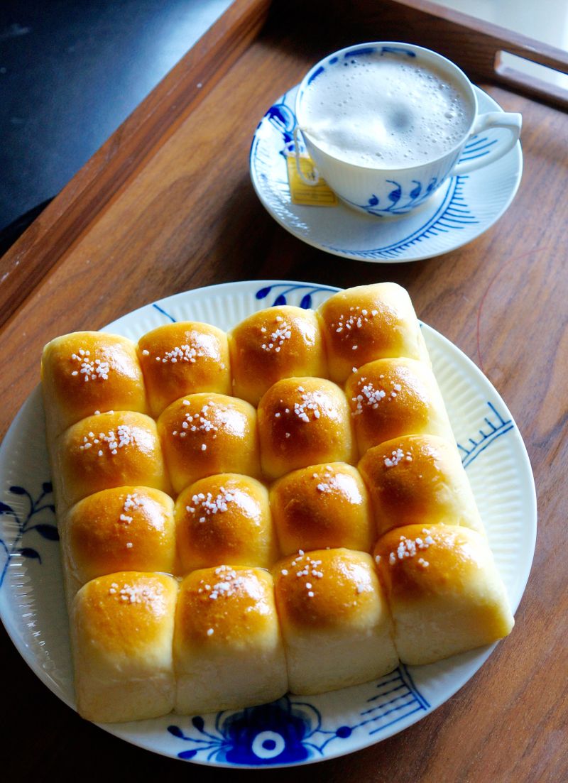記憶裡的滋味:雞蛋牛奶小餐包