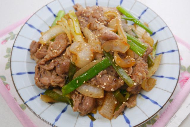 雙蔥燜豬肉