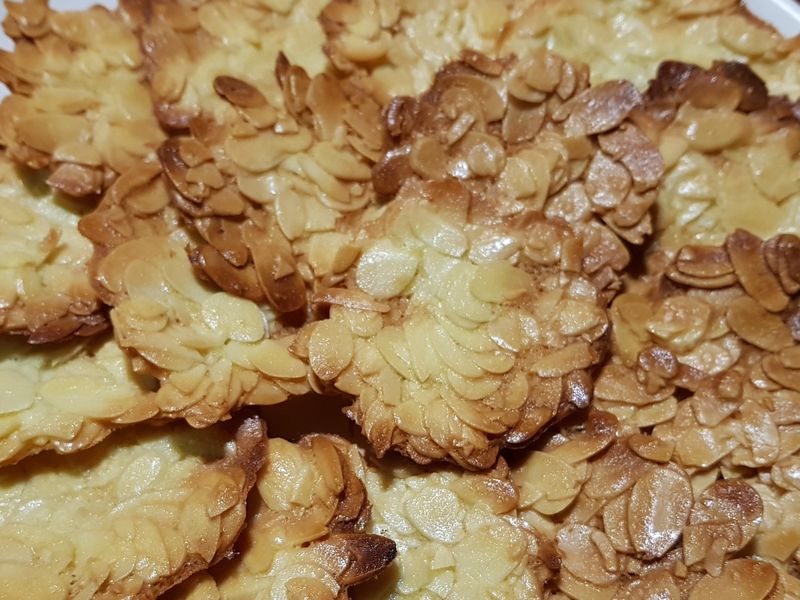 杏仁瓦片