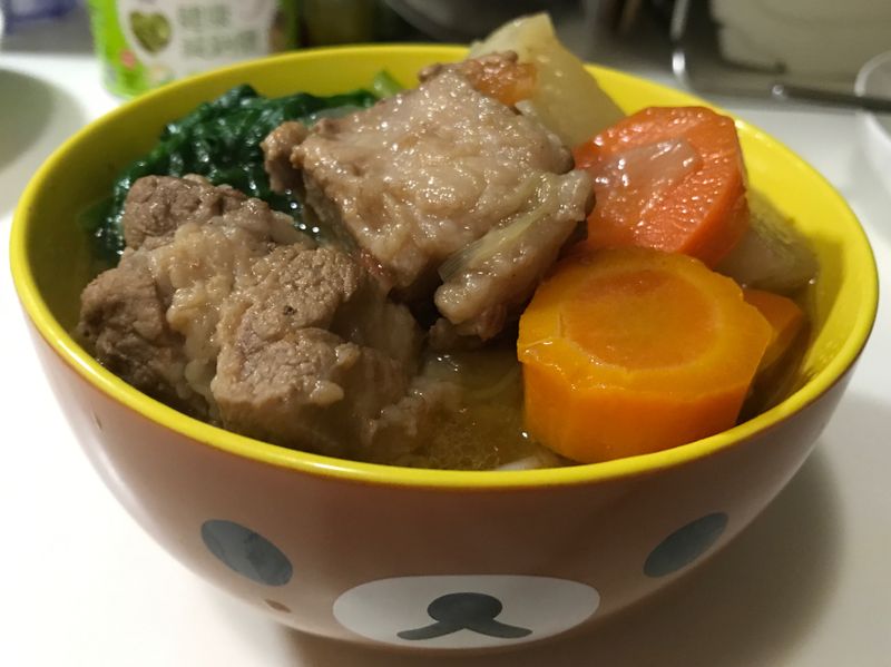 清燉番茄排骨麵