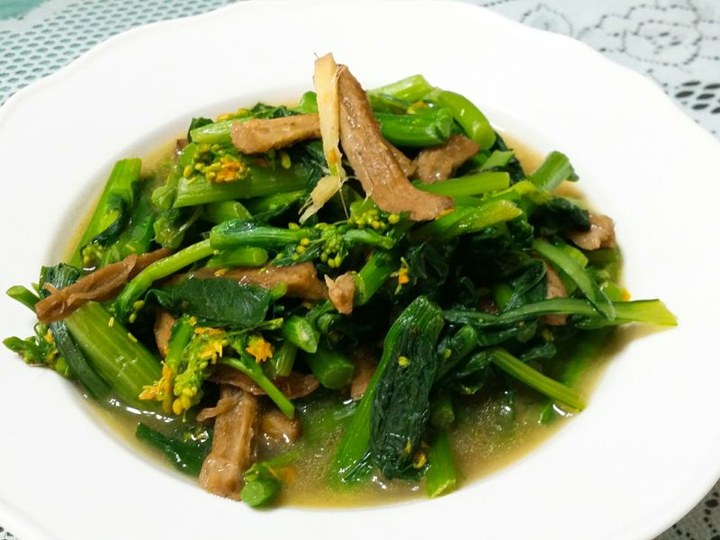 香菇頭炒油菜